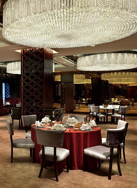 Ramada Plaza Lianyungang Hotel Екстериор снимка